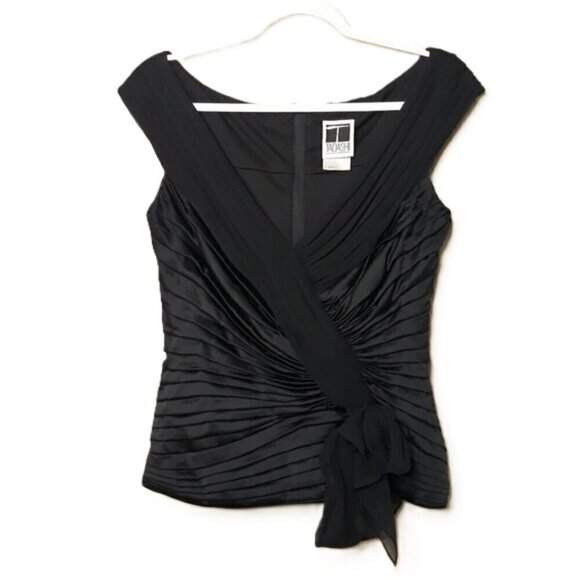 T Tadashi Shoji 100% Silk Pleated Faux Wrap Top Sz 8 - Picture 1 of 7